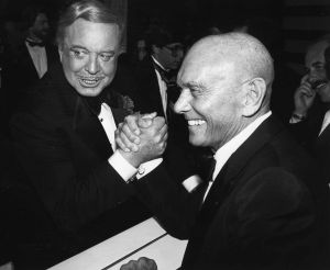 Jackie Gleason, Yul Brynner 1985 NYC.jpg